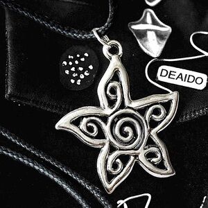5 For $25💫Alternative Groovy Silver Star Pendant Necklace